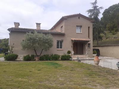 Villa - 229 m² - 5 pièces
