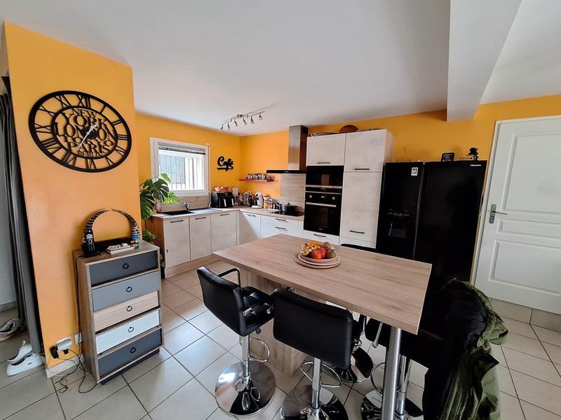 Maison - 92 m² - 4 pièces