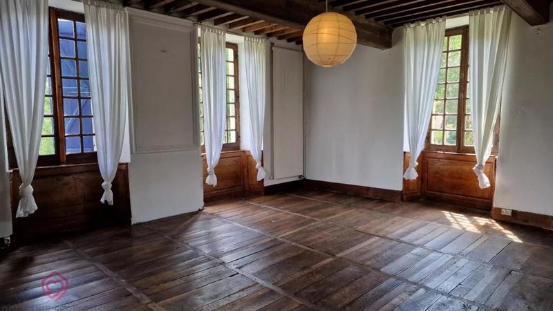 Propriété - 300 m² - 8 pièces