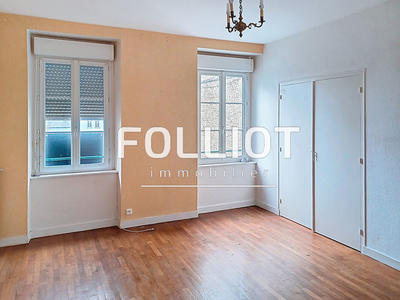 Immeuble - 130 m² - 6 pièces