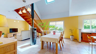 Maison - 148 m² - 7 pièces