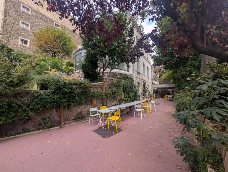 Bureau - 70 m² - 2 pièces