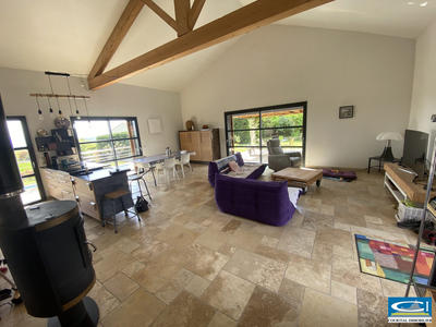 Maison - 164 m² - 5 pièces