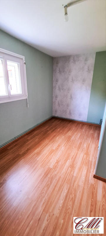 Maison - 230 m² - 9 pièces