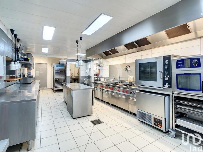 Local commercial - 200 m²