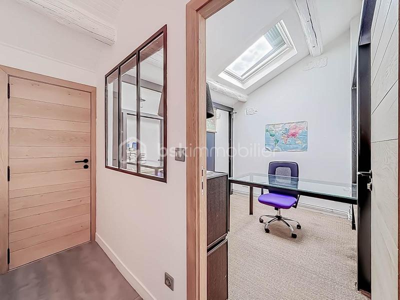 Maison en pierre - 260 m² - 6 pièces