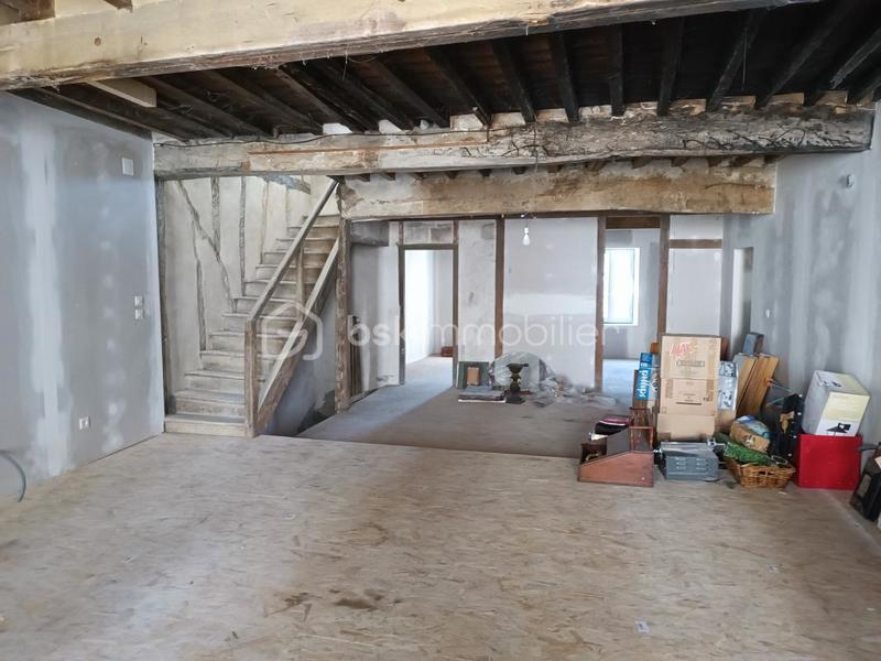 Maison ancienne - 270 m² - 5 pièces