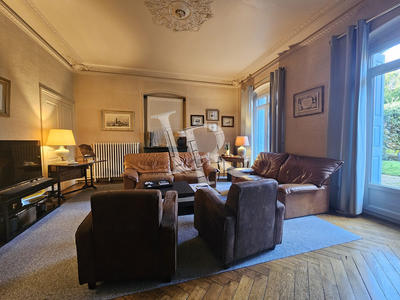 Appartement - 159 m² - 5 pièces