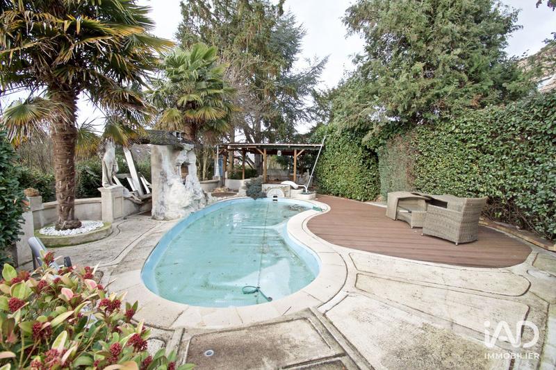 Maison - 191 m² - 11 pièces