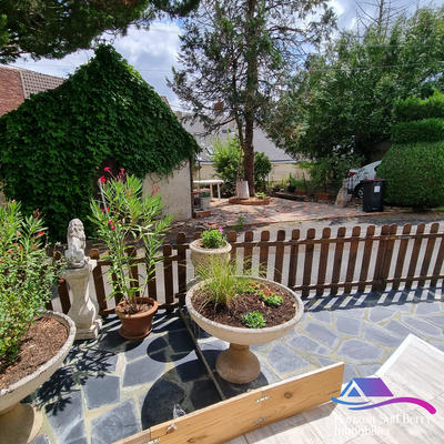 Maison - 92 m² - 5 pièces