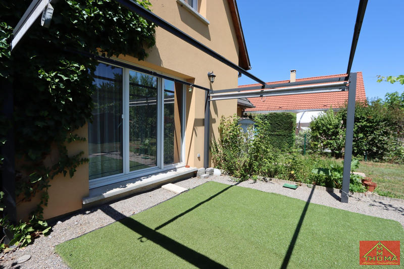Maison - 96 m² - 5 pièces