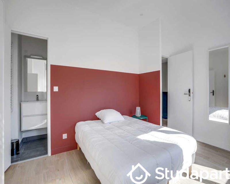 Chambre - 43 m² - 1 pièce