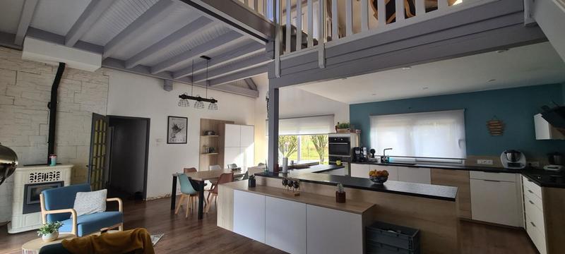 Maison - 172 m² - 8 pièces