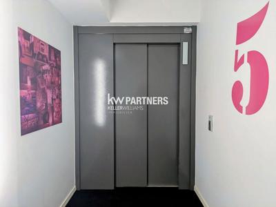 Appartement - 100 m² - 4 pièces