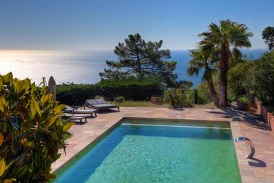 Villa - 596 m² - 13 pièces