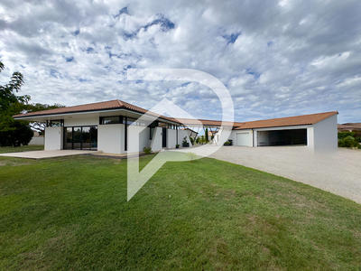 Maison - 184 m² - 6 pièces