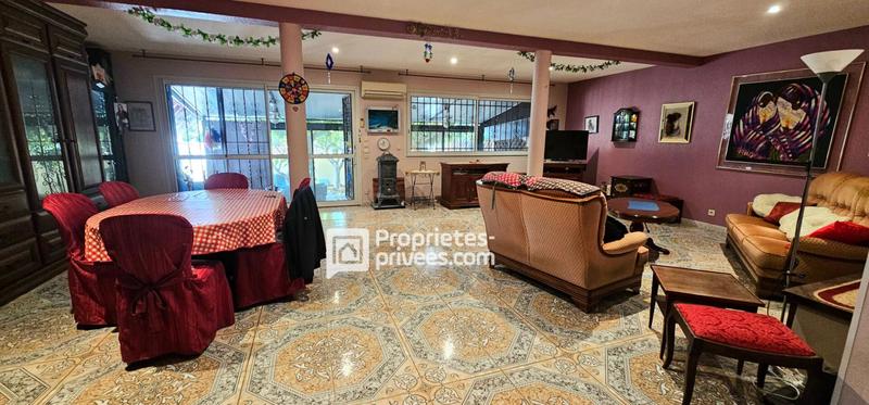 Maison - 165 m² - 4 pièces