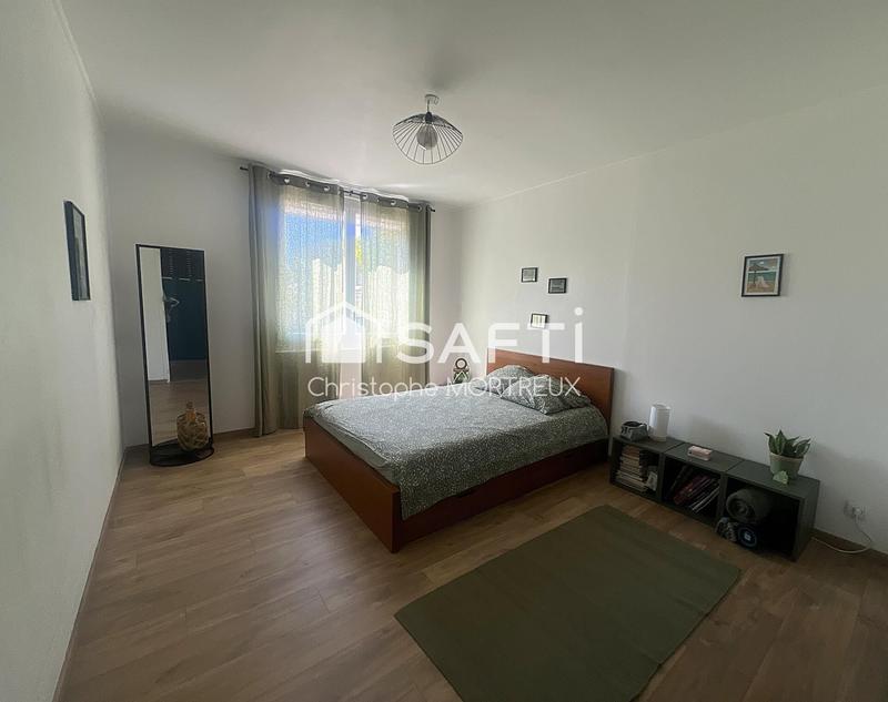 Appartement - 94 m² - 3 pièces