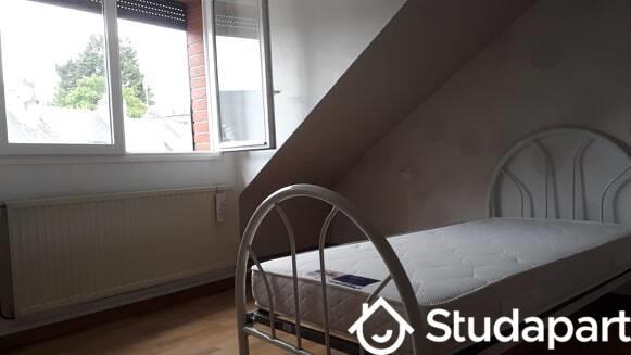 Chambre - 12 m² - 1 pièce