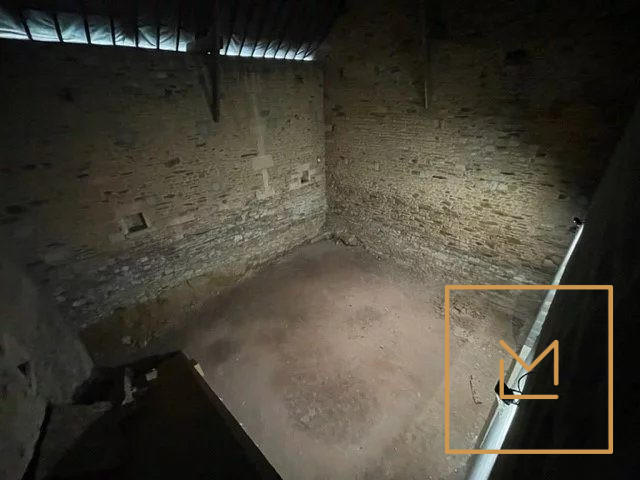 Maison - 140 m² - 1 pièce