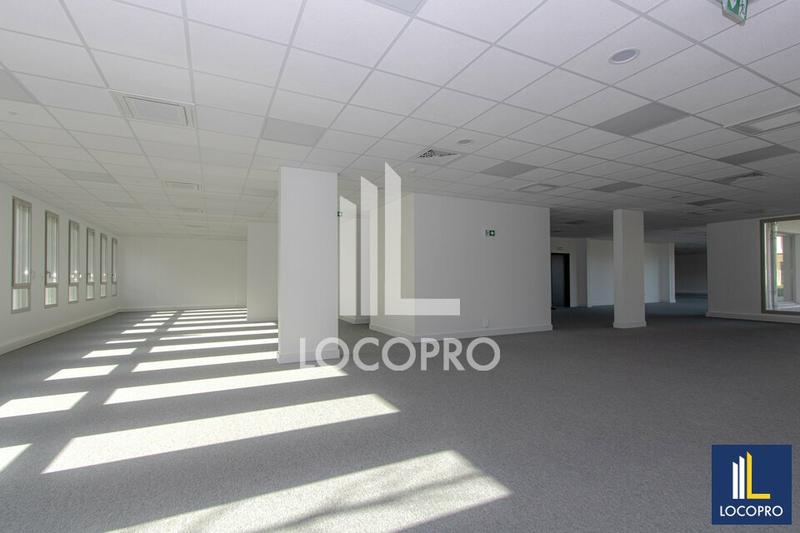 Bureau - 529 m²