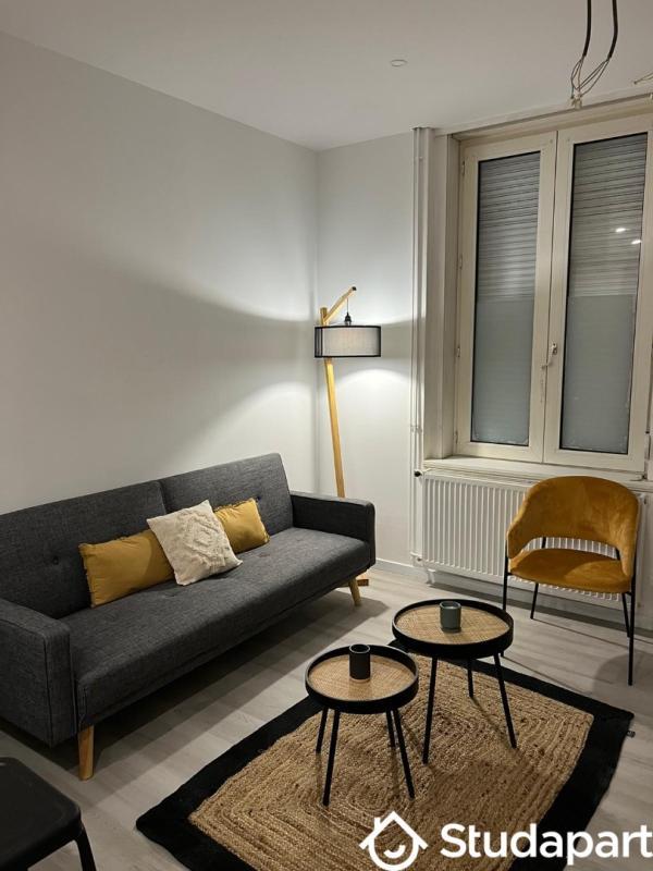 Chambre - 14 m² - 1 pièce