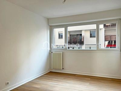 Appartement - 87 m² - 4 pièces