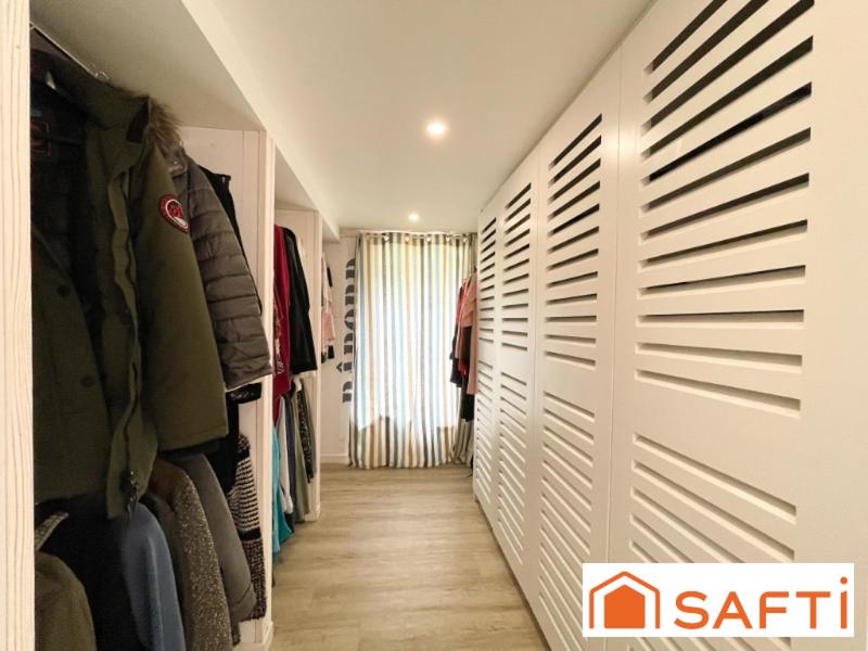 Maison - 191 m² - 8 pièces