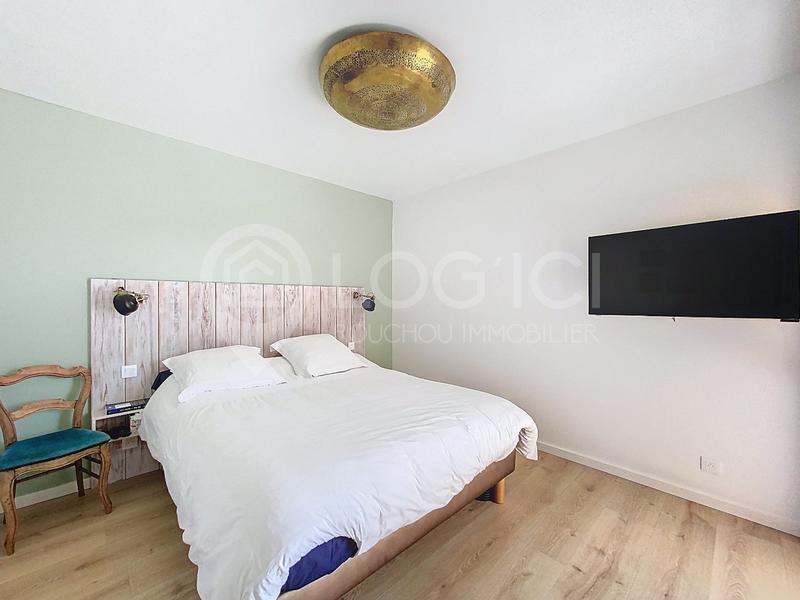 Maison contemporaine - 213 m² - 5 pièces