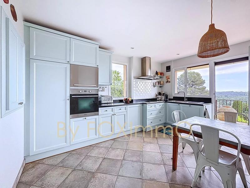 Villa - 172 m² - 5 pièces