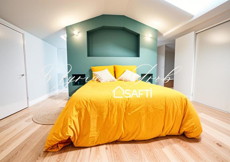 Maison - 195 m² - 7 pièces