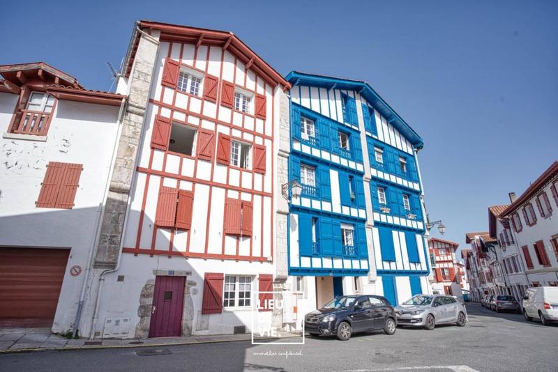 Appartement ancien - 17 m² - 1 pièce