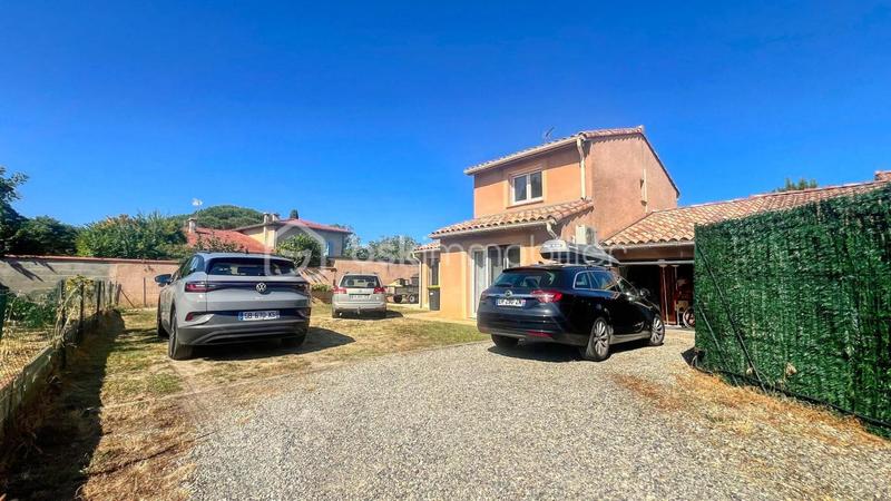 Demeure - 113 m² - 5 pièces