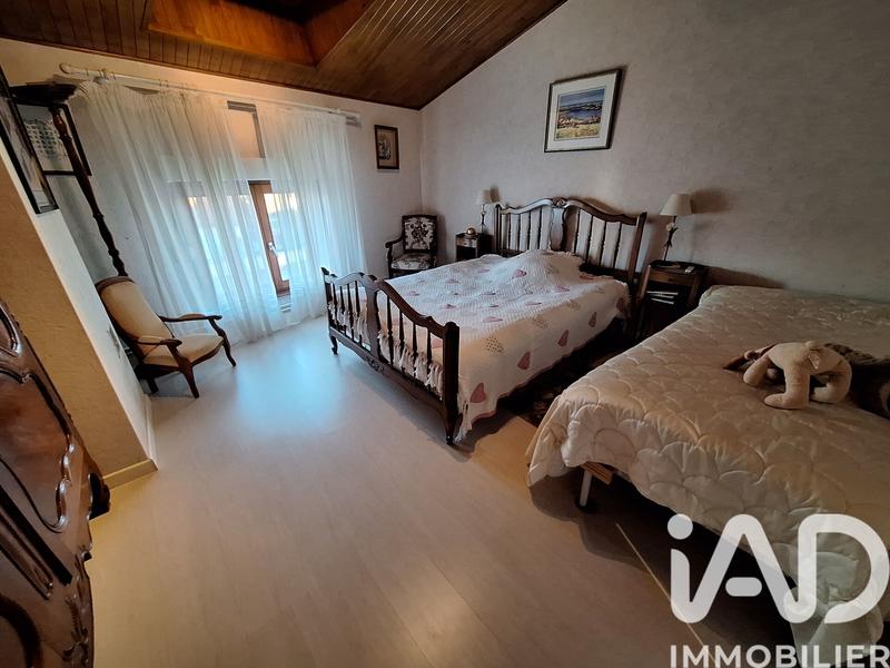 Maison de village - 236 m² - 9 pièces