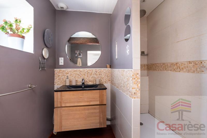 Maison - 180 m² - 6 pièces