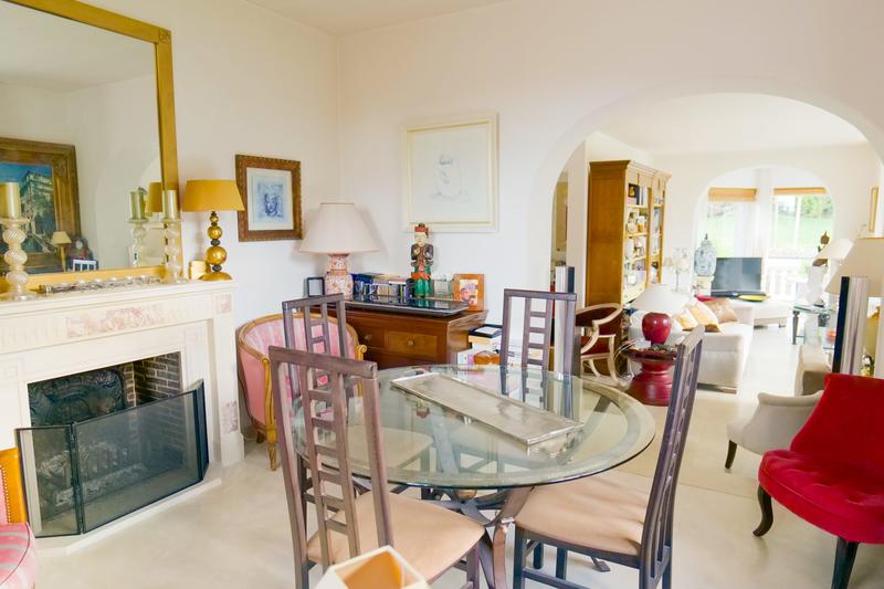 Villa - 175 m² - 6 pièces