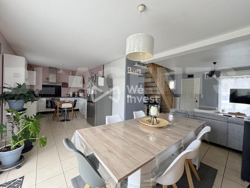 Maison - 100 m² - 5 pièces