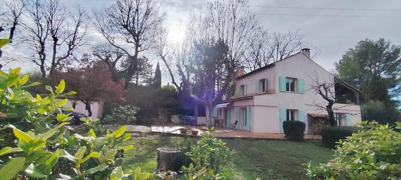 Maison - 160 m² - 5 pièces