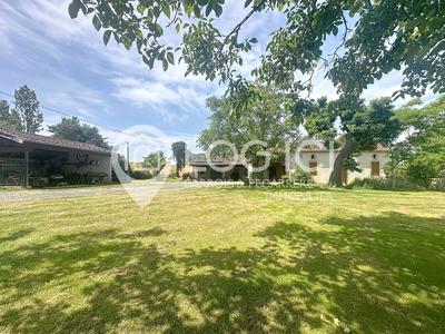 Maison - 162 m² - 6 pièces