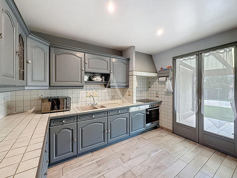 Maison - 104 m² - 6 pièces