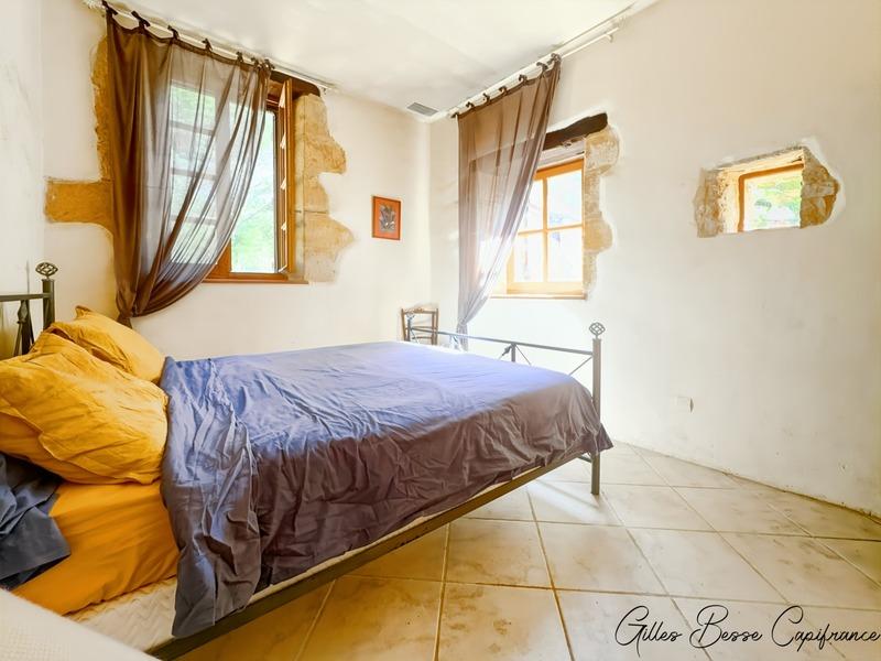 Maison - 150 m² - 5 pièces