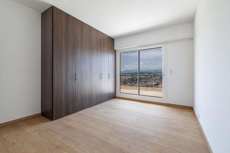 Appartement - 167 m² - 5 pièces