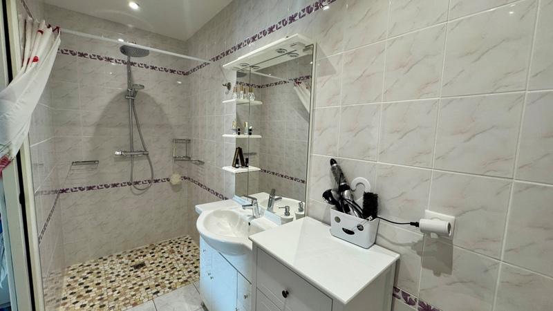 Maison - 165 m² - 4 pièces