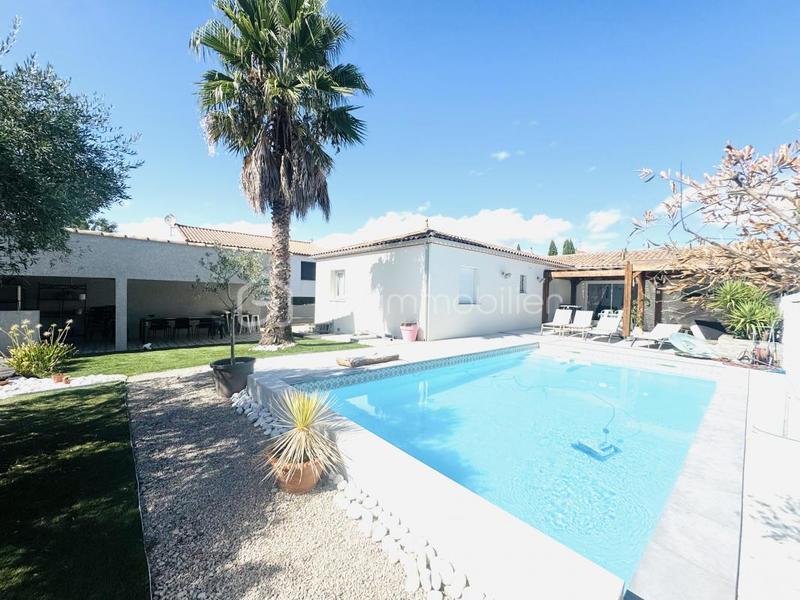 Maison - 152 m² - 6 pièces