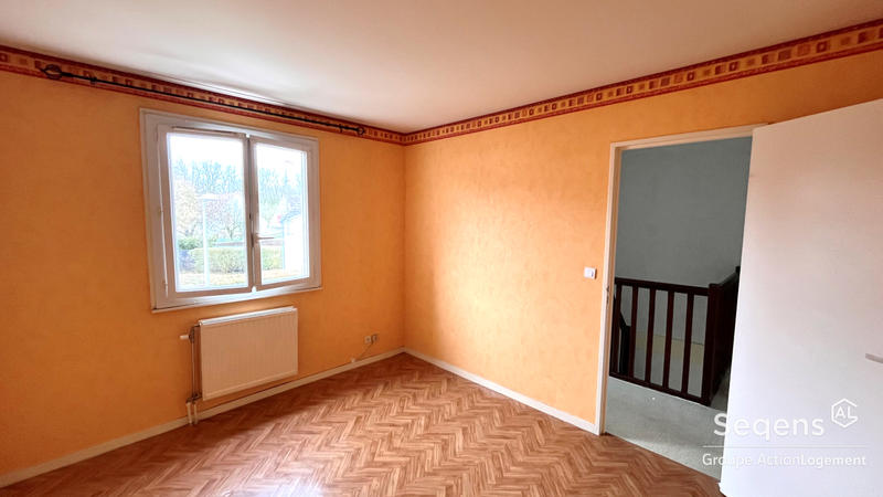 Maison - 93 m² - 4 pièces