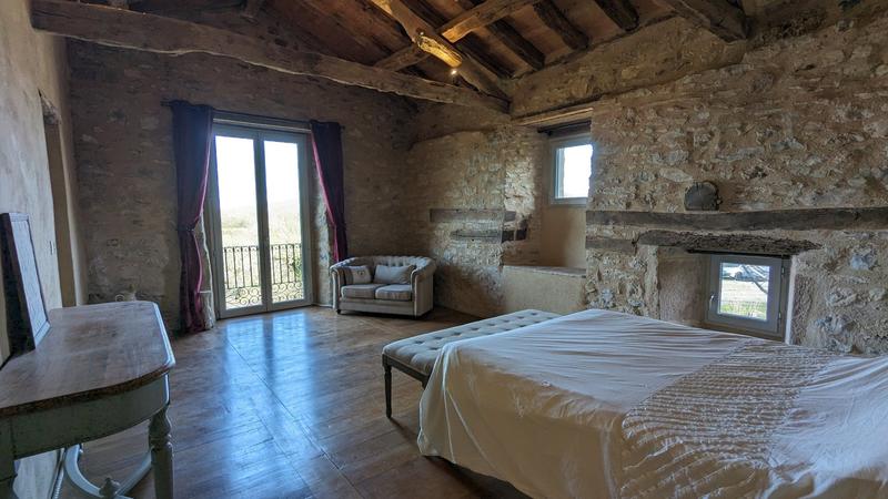 Maison - 187 m² - 4 pièces