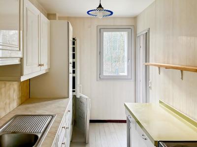 Appartement - 96 m² - 5 pièces