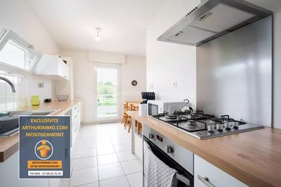 Appartement - 64 m² - 3 pièces