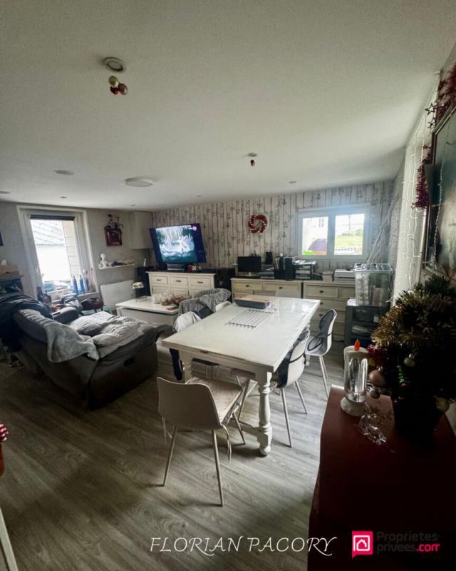 Maison - 87 m² - 5 pièces