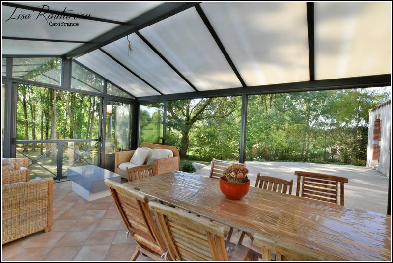 Propriété - 450 m² - 16 pièces